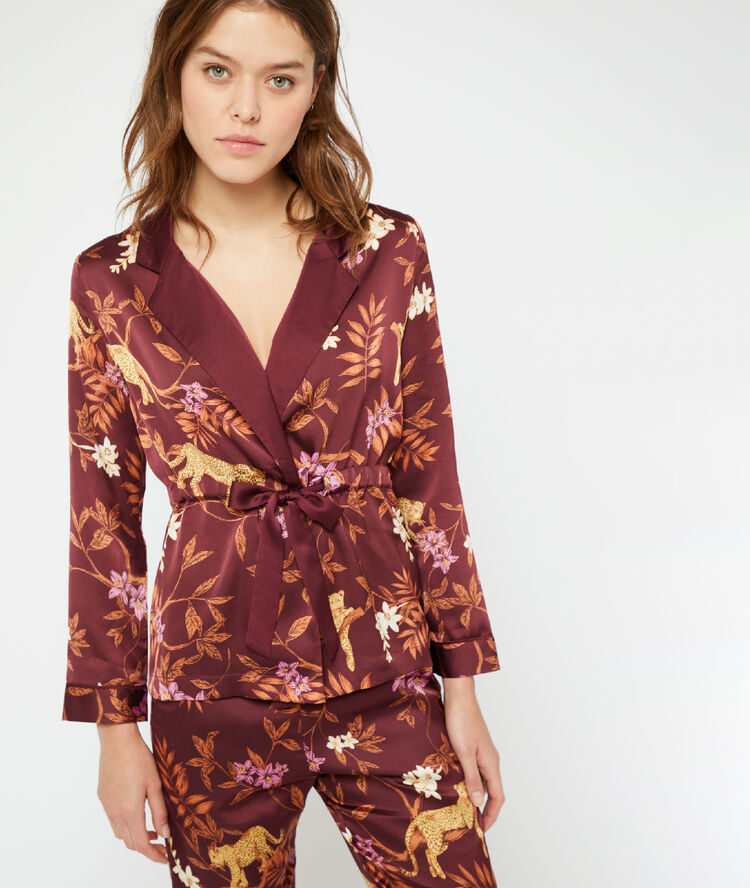 Chemise de pyjama imprimé léopard bordeaux grenat.