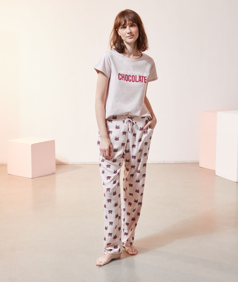 T-shirt "don't be afraid of chocolate" rose.