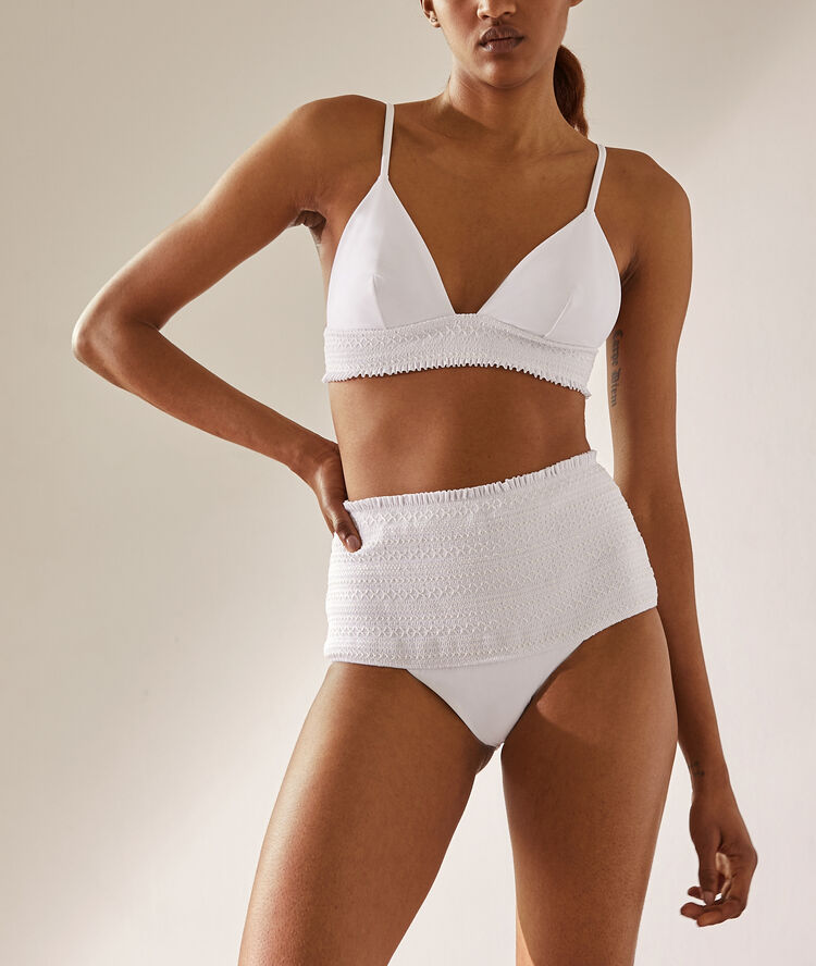 Bas de bikini taille haute, brodé ecru.