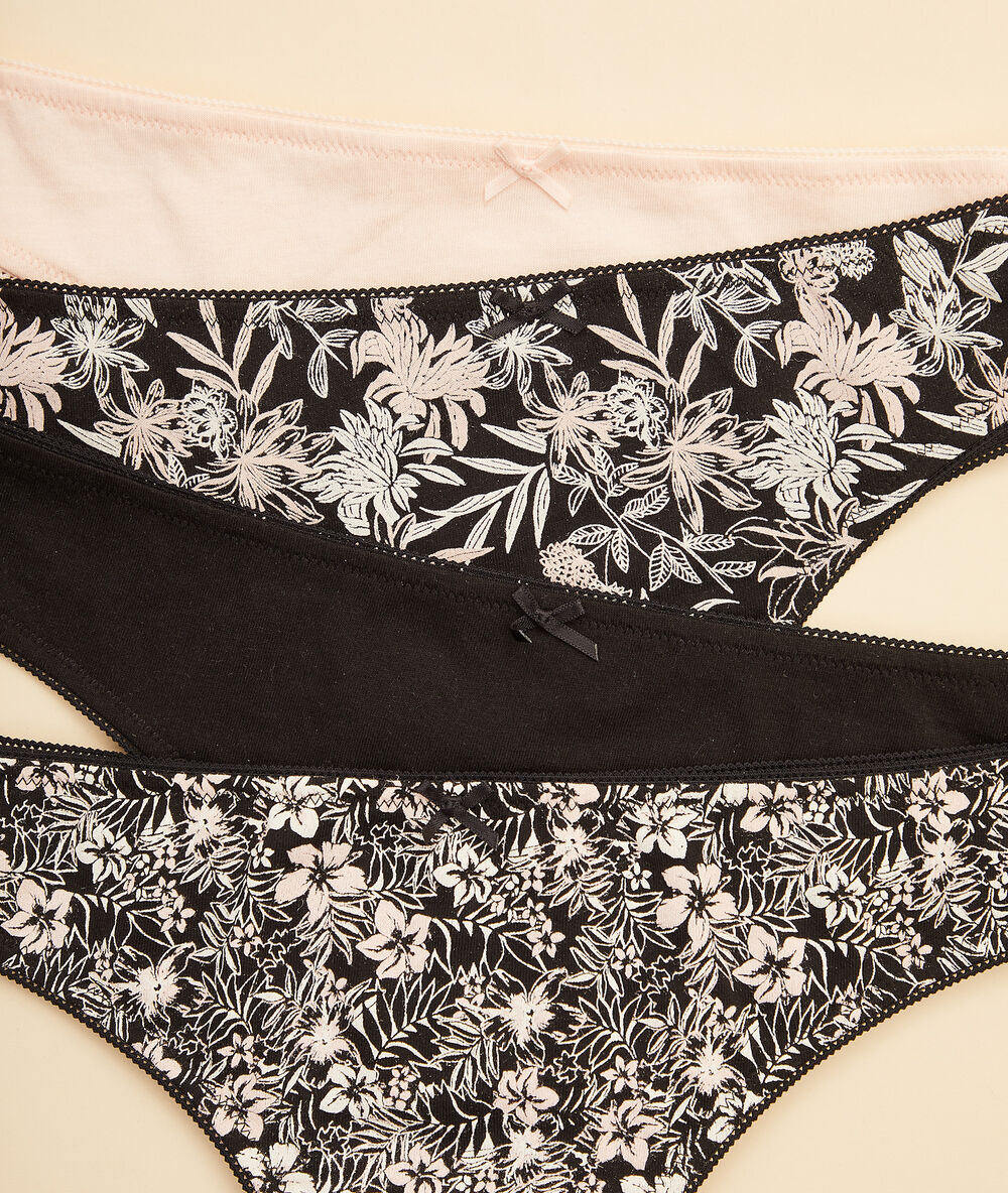 Lot de 4 tangas noir.