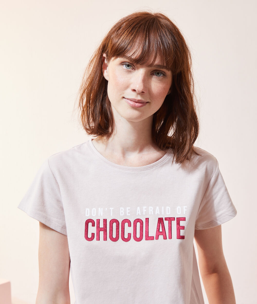T-shirt "don't be afraid of chocolate" rose.