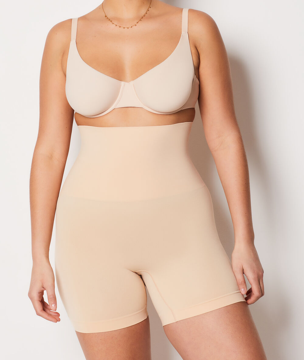 Panty sculptant taille haute - maintien médium beige.