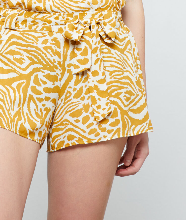 Short imprimé satiné ecru.