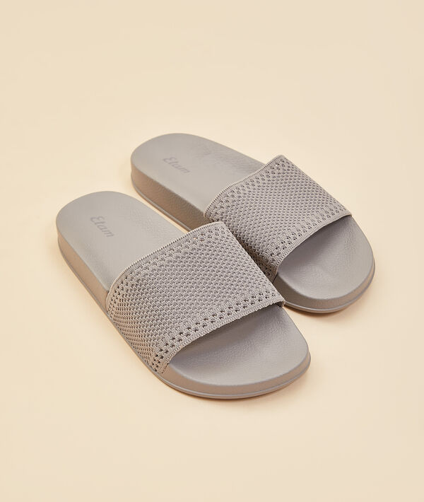 Chaussons mules ouvertes Chaussons mules ouvertes;${refinementColor}