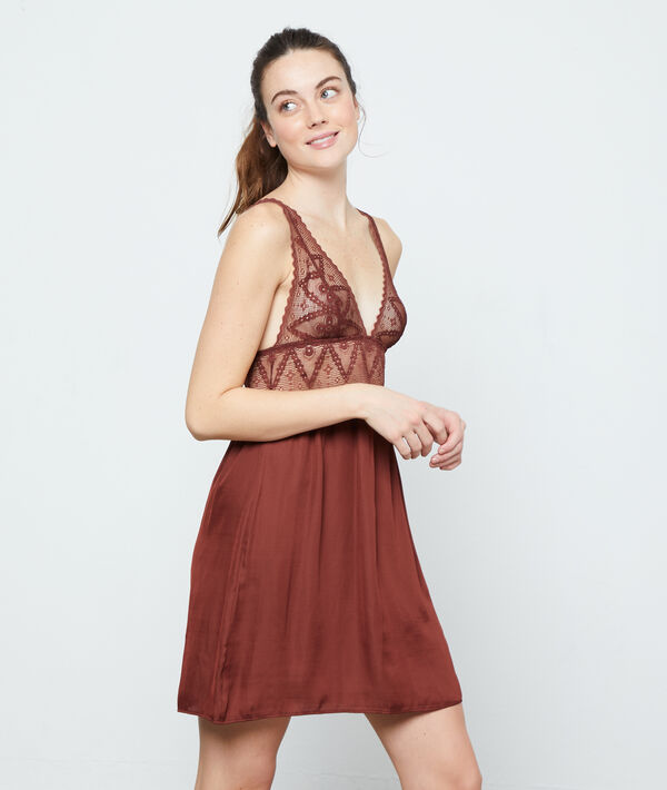 Nuisette décolleté dentelle Nuisette décolleté dentelle