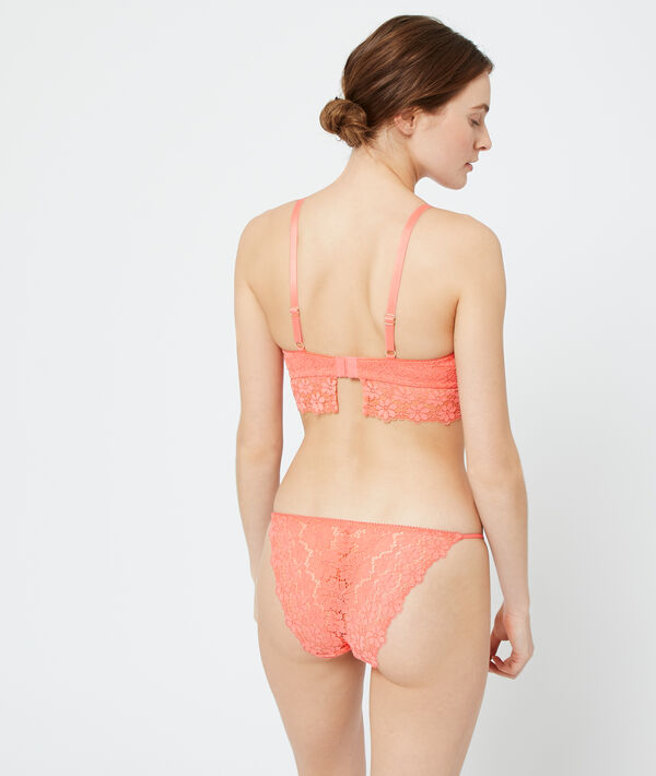 Culotte bikini en dentelle Culotte bikini en dentelle;${refinementColor}
