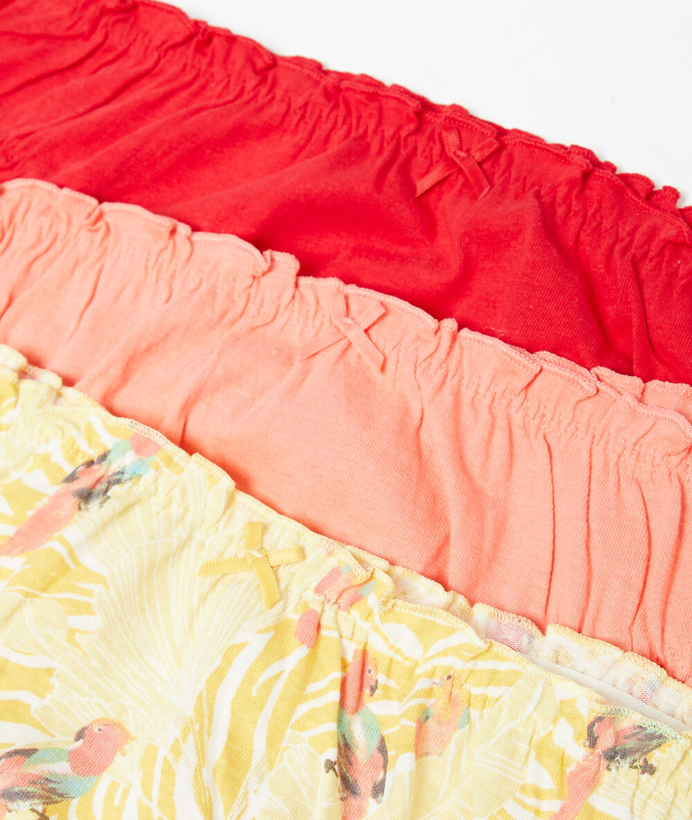 Lot de 3 culottes rouge.