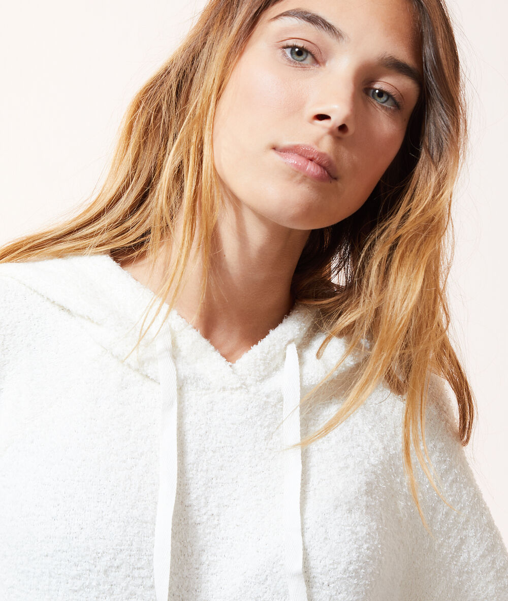 Sweatshirt à capuche loungewear ecru.