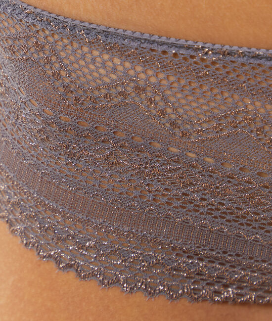 Shorty en dentelle iris&eacute;e;${refinementColor}