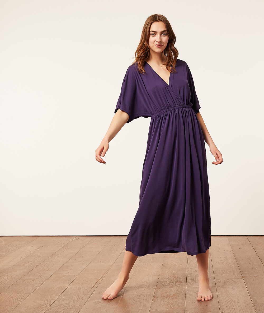 Chemise de nuit longue indigo.