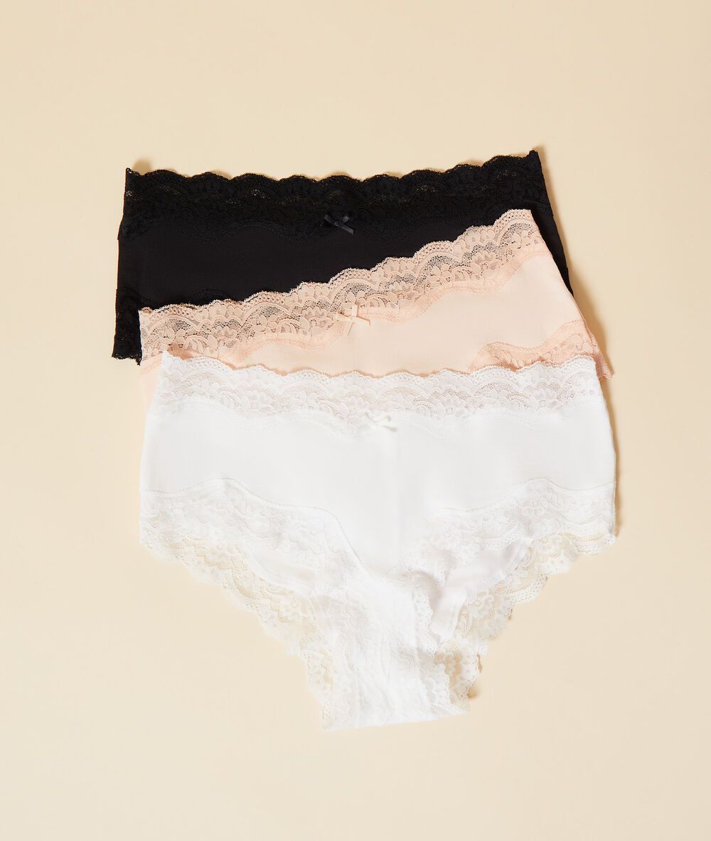 Lot de 3 shortys multicolore.
