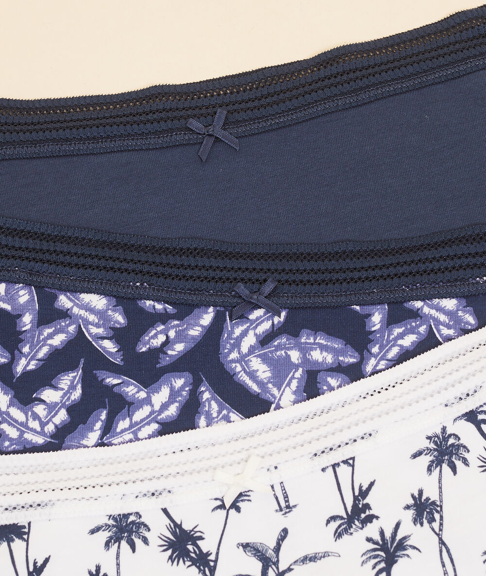 Lot de 3 shortys en coton imprimé bleu marine.