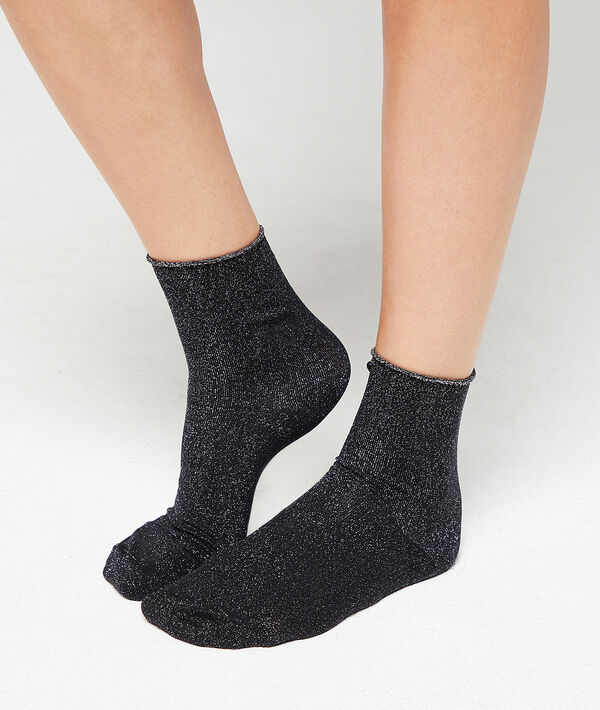 Chaussettes courtes à fils métallisés Chaussettes courtes à fils métallisés;${refinementColor}