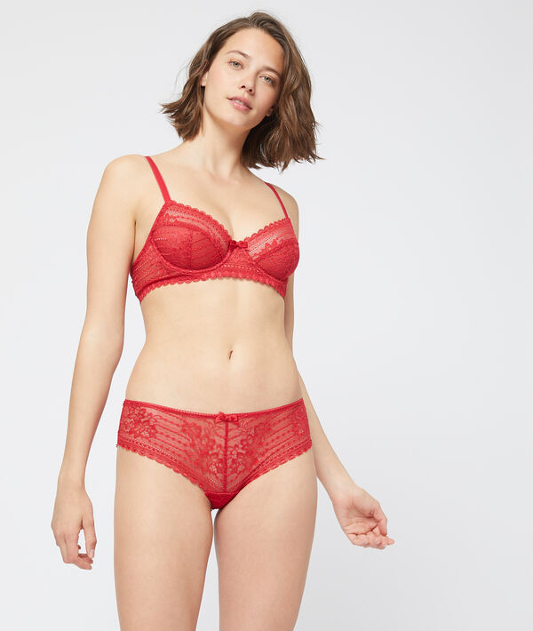 Shorty en dentelle florale rouge.