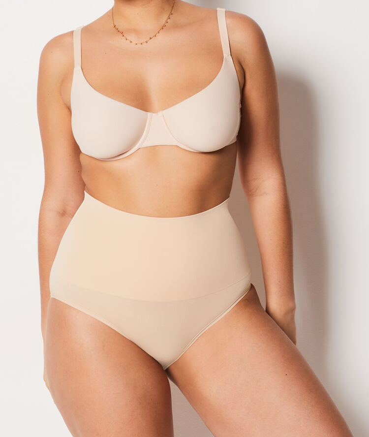 Culotte taille haute - maintien médium beige.