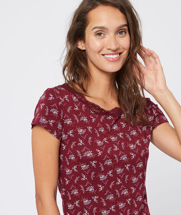 Nuisette imprimé fleuri décolleté dentelle bordeaux.