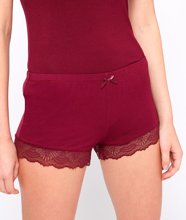Short bas dentelle bordeaux.