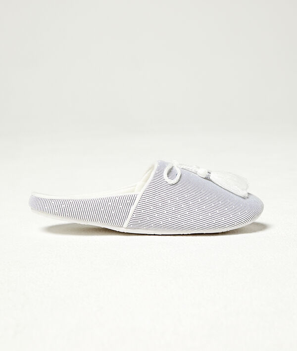 Chaussons mules Chaussons mules;${refinementColor}