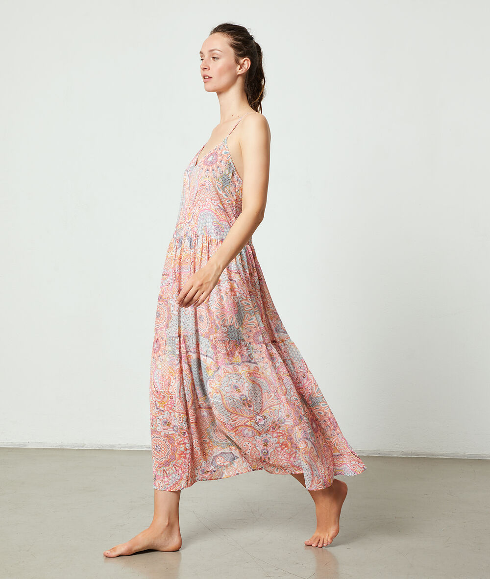 Robe longue multicolore.