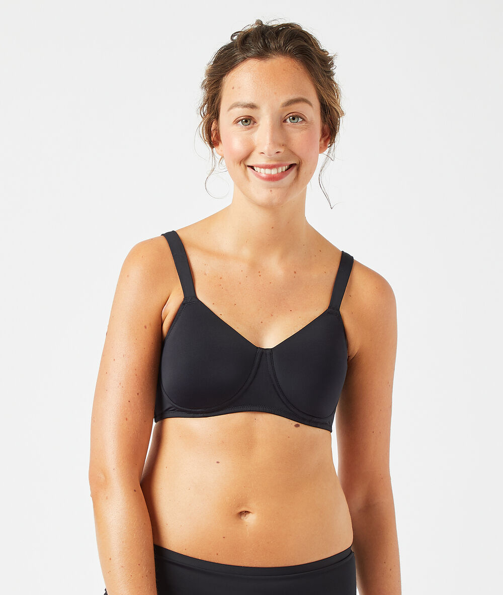 Soutien-gorge post-mastectomie coques fines en microfibre noir.