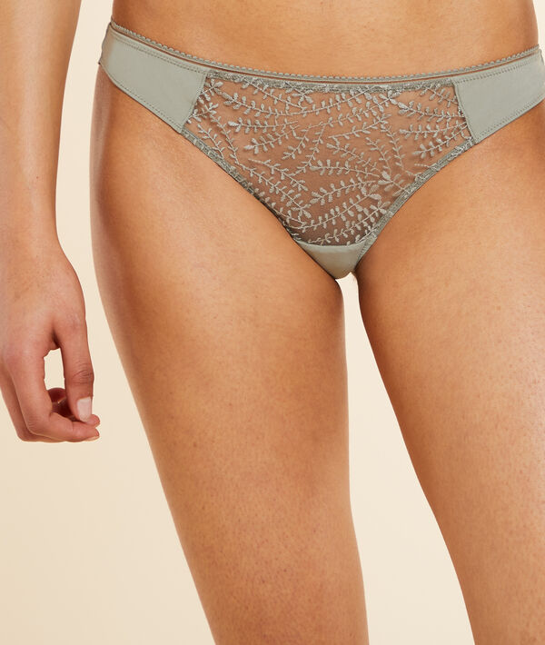 Tanga en tulle brodé Tanga en tulle brodé;${refinementColor}