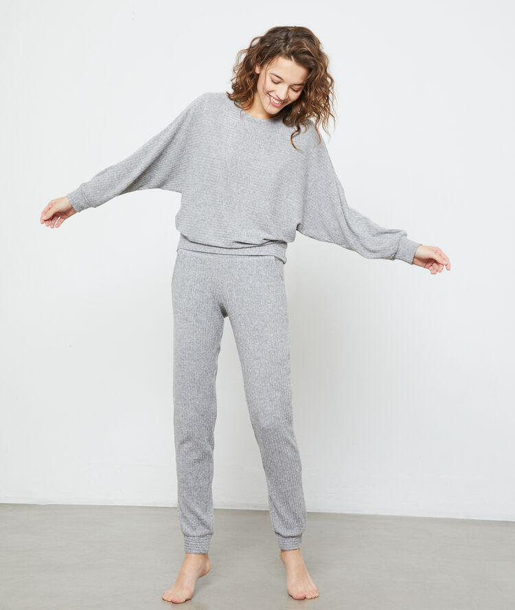 Pantalon loungewear gris.