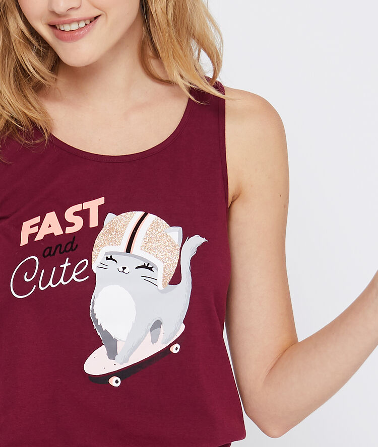 Nuisette imprimée chat "fast and cute" bordeaux.