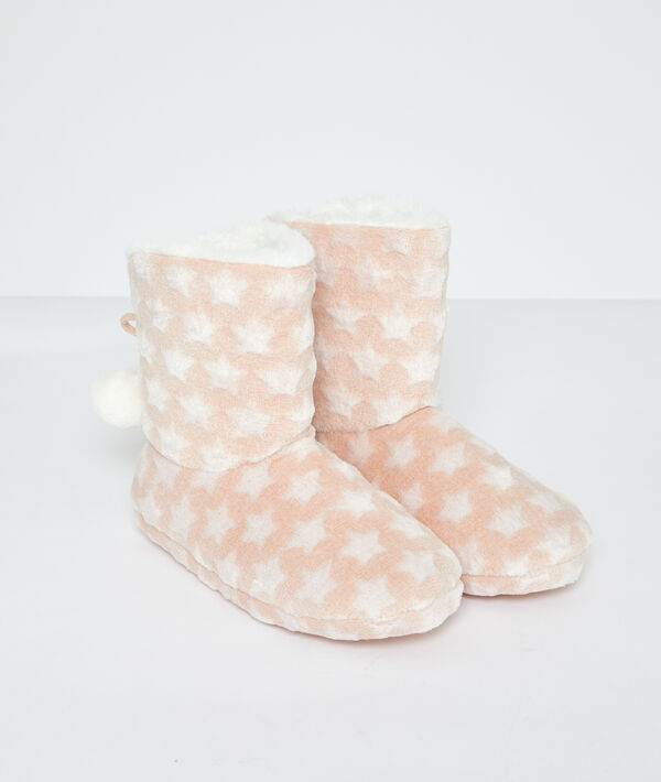 Chaussons bottines fourrées à pompons Chaussons bottines fourrées à pompons;${refinementColor}