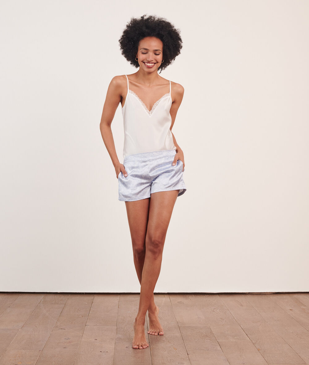 Short satiné imprimé bleu azur.