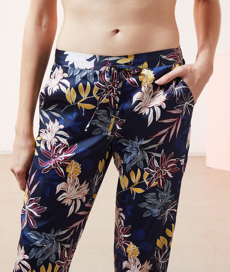 Pantalon satiné imprimé marine.