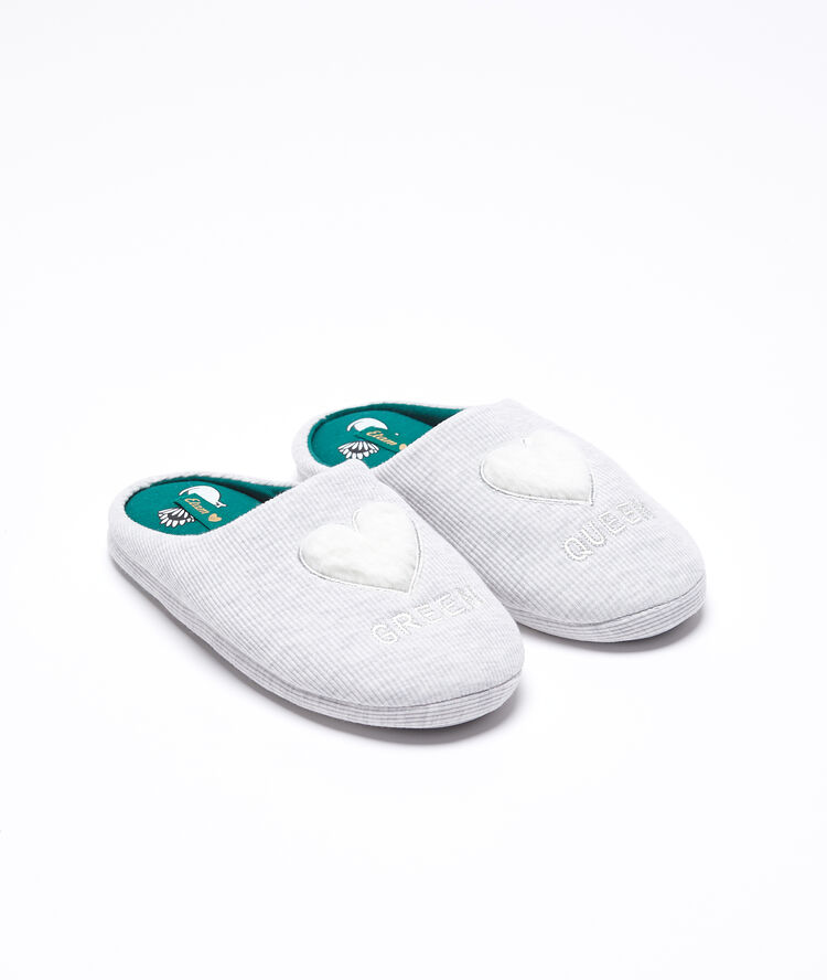 Chaussons "green queen" coeur fausse fourrure gris.