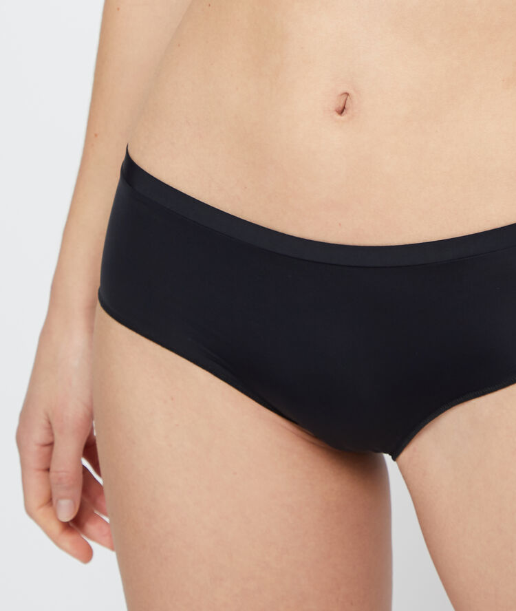 Shorty en microfibre noir.