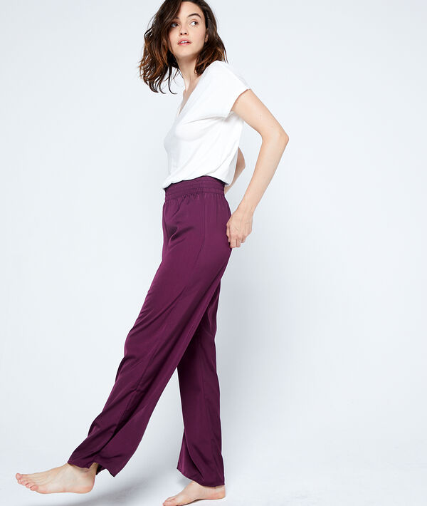 Pantalon large violet.