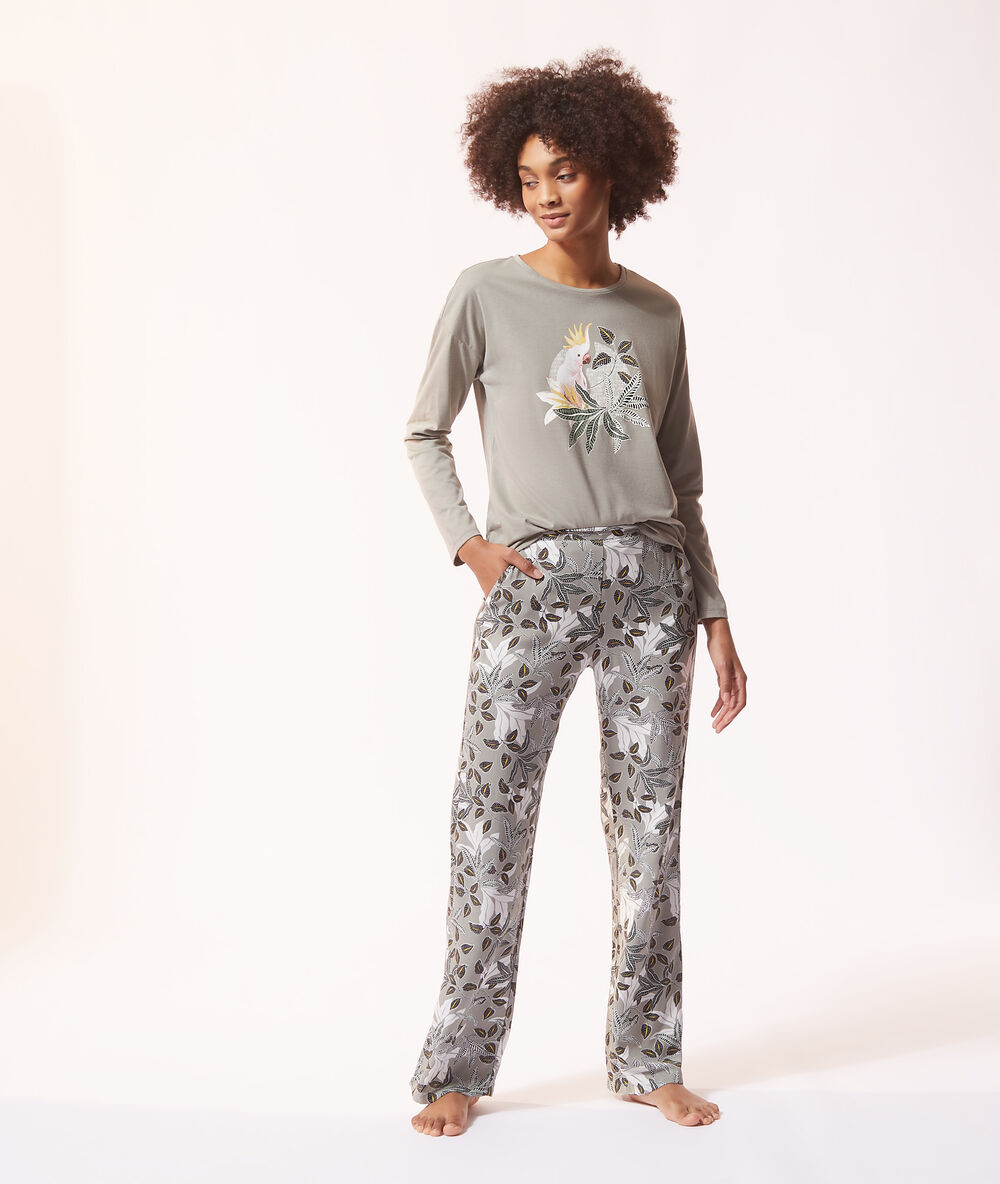 Pantalon de pyjama imprimé floral kaki.