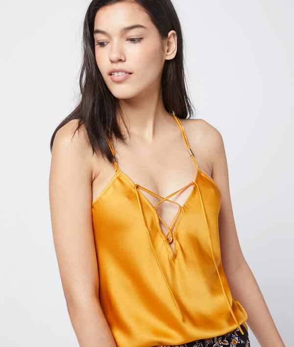 Top satiné décolleté croisé Top satiné décolleté croisé