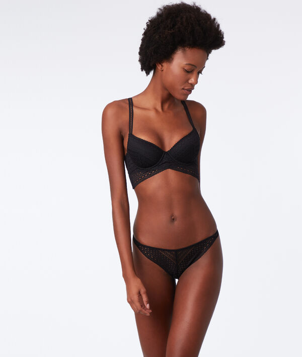 Soutien-gorge N°4 - Ampliforme light en dentelle, basque papillon Soutien-gorge N°4 - Ampliforme light en dentelle, basque papillon