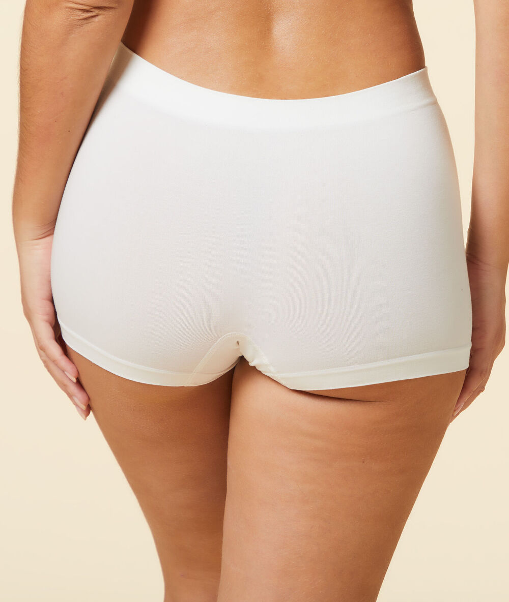 Short boyleg confort optimal en coton ecru.
