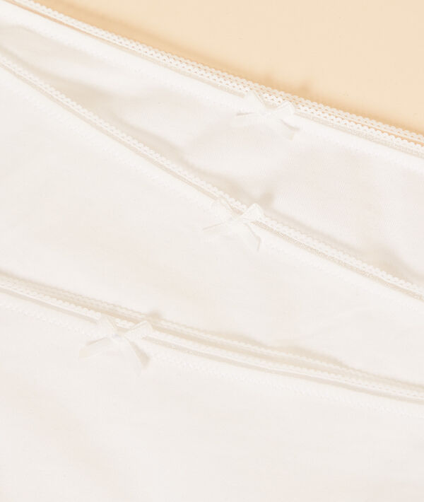 Lot de 3 culottes en coton biologique ecru.