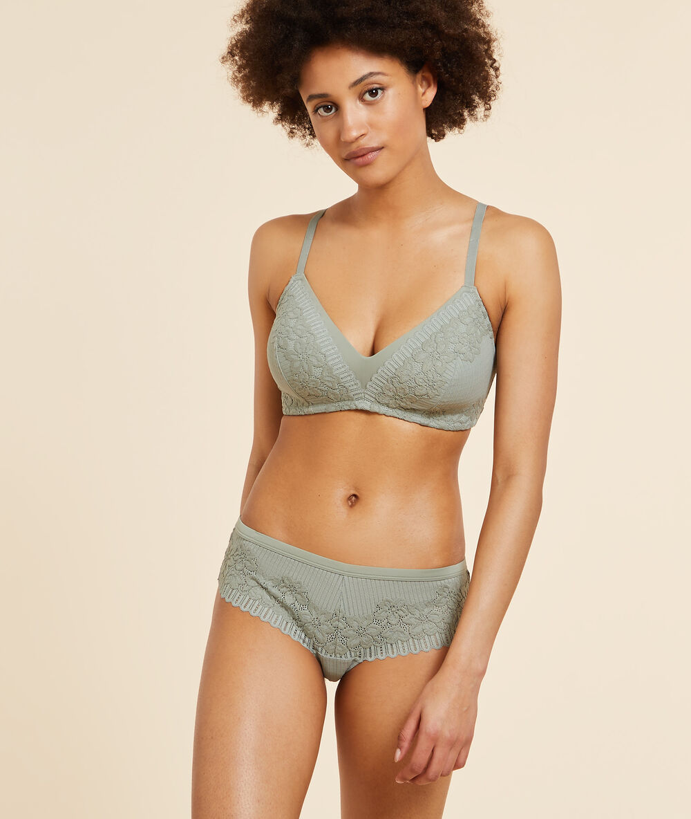 Shorty en dentelle argile.