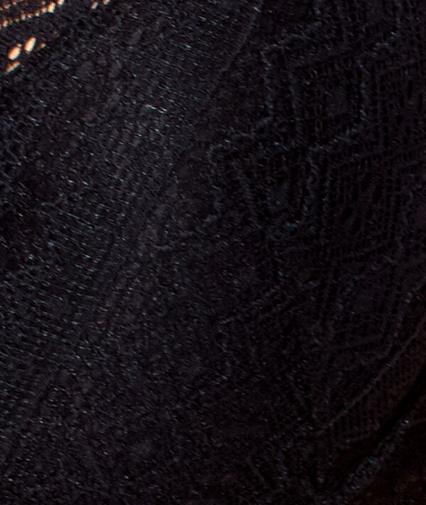 Soutien-gorge n°3 - triangle push-up, bonnets a b et c noir.