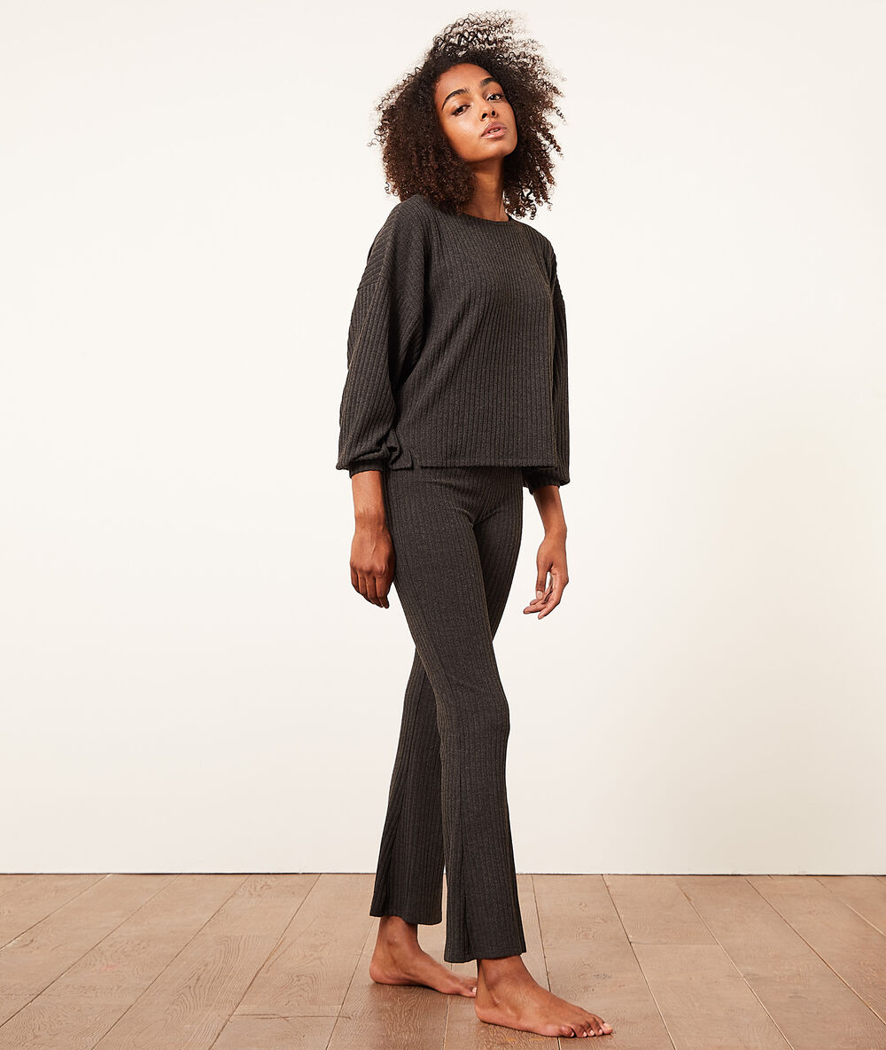 Pantalon évasé côtelé anthracite.