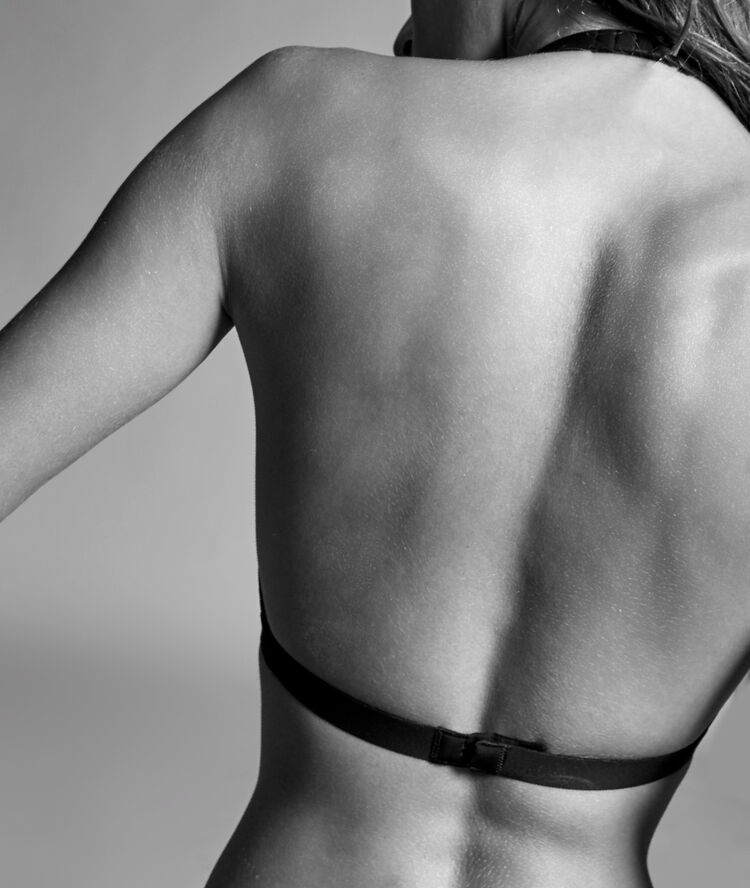Soutien-gorge corbeille en dentelle française, choker amovible noir.