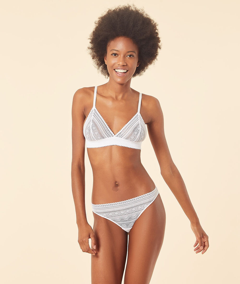 Soutien-gorge triangle sans armatures blanc.