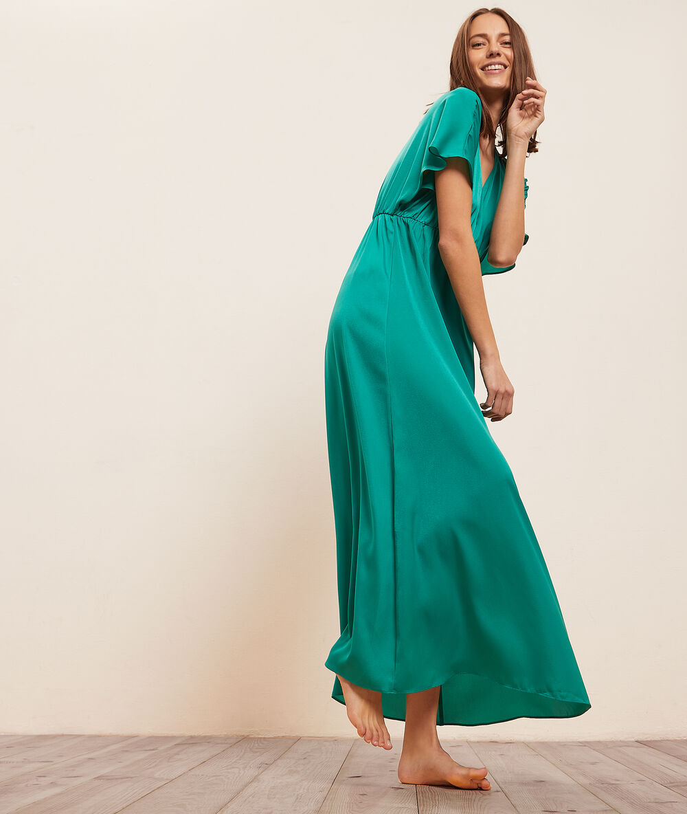 Chemise de nuit longue vert.