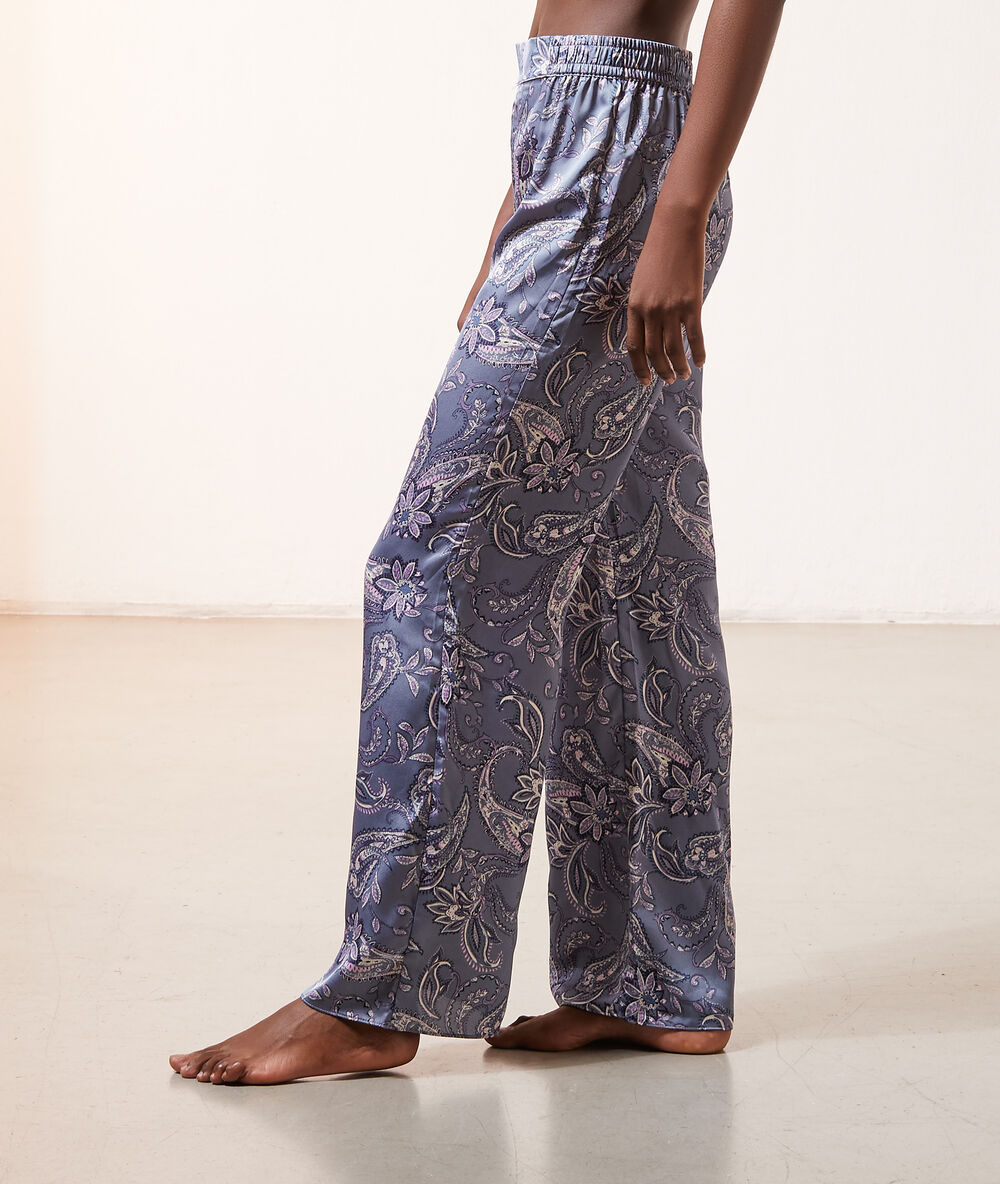 Pantalon satiné imprimé bleu.