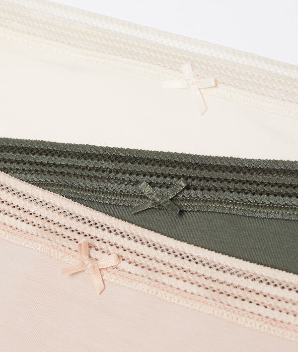 Lot de 3 shortys en coton vert.