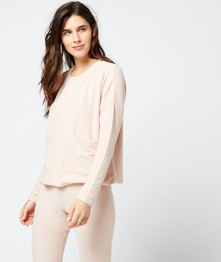 Top ample maille côtelée à poches rose.