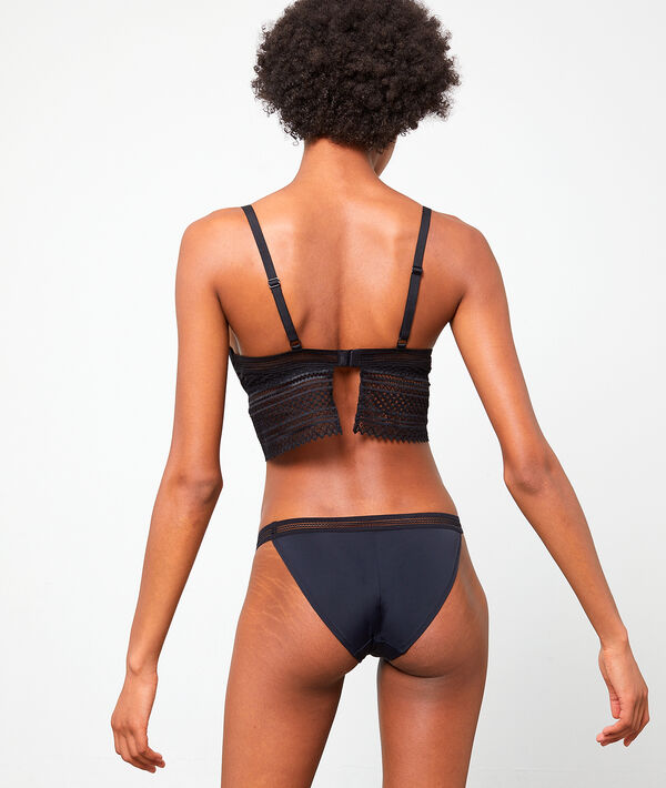 Slip en dentelle graphique Slip en dentelle graphique
