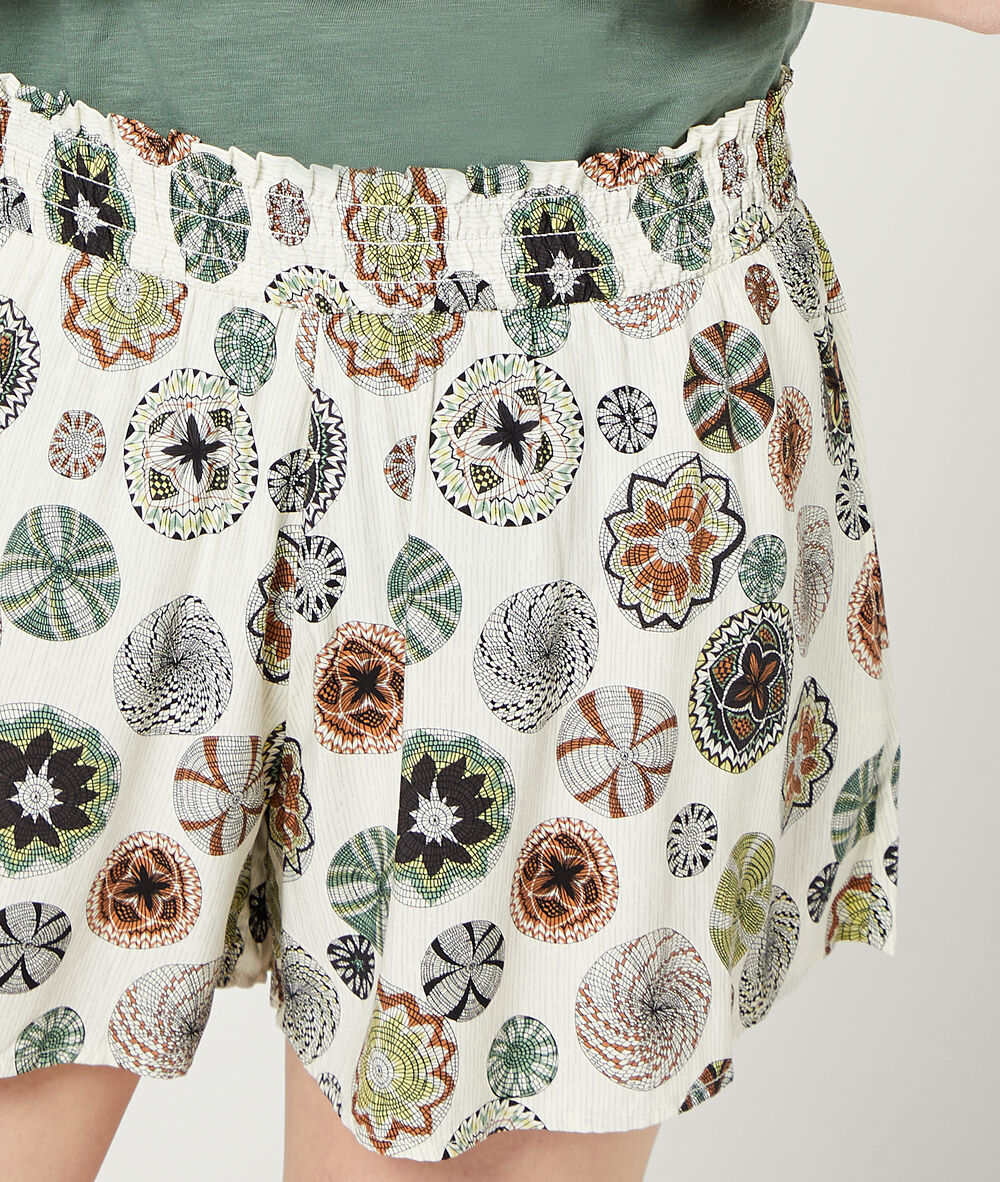 Short imprimé ecru.