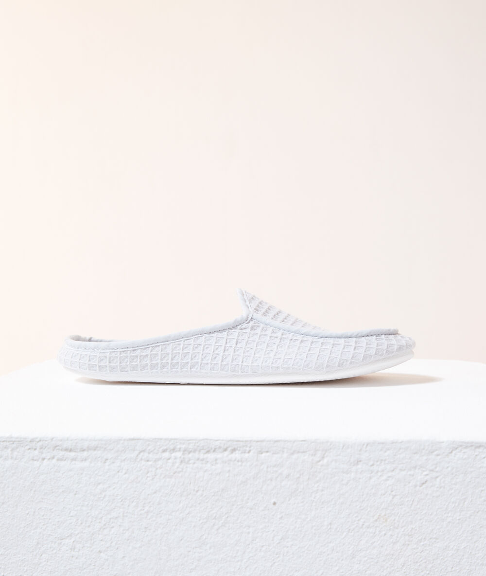 Mules maille nid d'abeille gris.